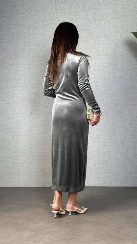 Judge Long Sleeve Ruched Shoulder Side Stone Detailed Long Velvet Dress - 4
