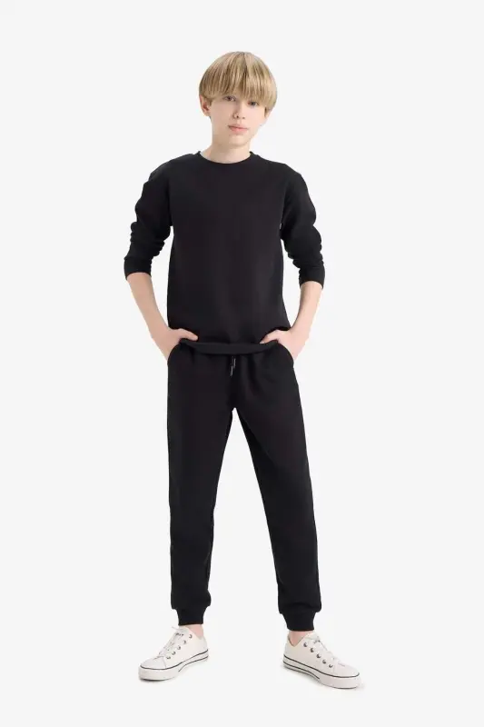 Siyah Beli Paçası Lastikli Cepli Jogger Okul Eşofman Altı Erkek Çocuk K8852A624AU - BLACK - 1