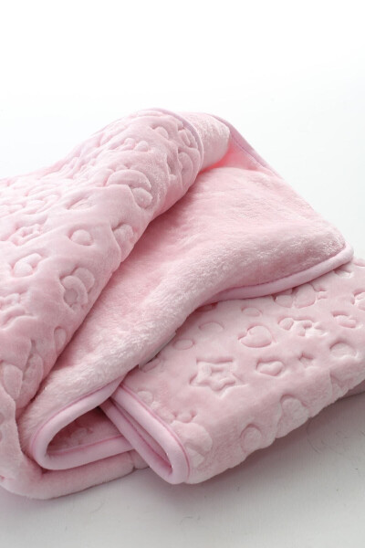 Kabartmalı Peluş Battaniye 90×110 Cm Not: (MEVSİMLİK INCEDİR) - Pembe - 3