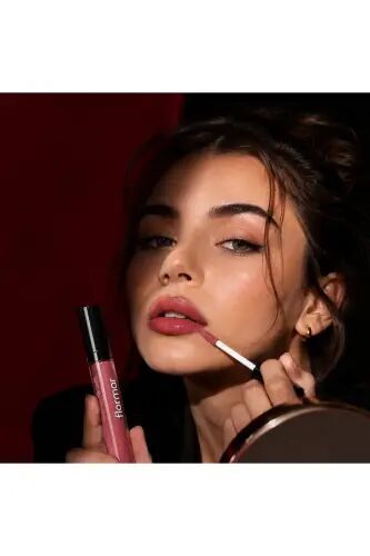 Kadife Dokulu Likit Mat Ruj - Just Matte Liquid Lipstick 07 Peony - 07 Peony Nar Ekşisi - FLORMAR (1)
