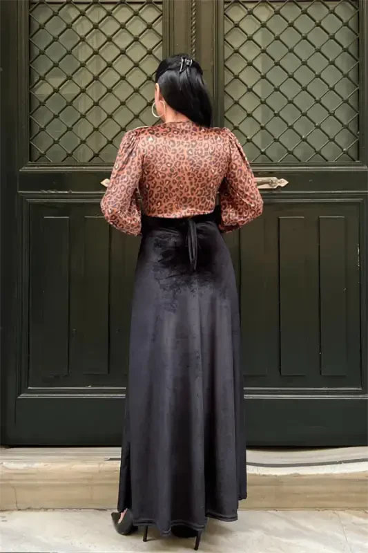 Kadife Kumaş Leopar Detaylı Elbise - SİYAH - 5
