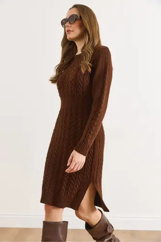 Kadın Acı Kahve Beli Bantlı Yırtmaçlı Saç Örgü Mini Elbise ELB-19002289-Acı Kahve 