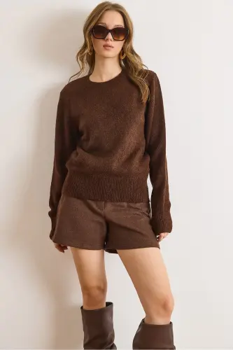 Kadın Acı Kahve Bisiklet Yaka Yumuşak Dokulu Basic Triko Kazak KZK-19000845-Acı Kahve 