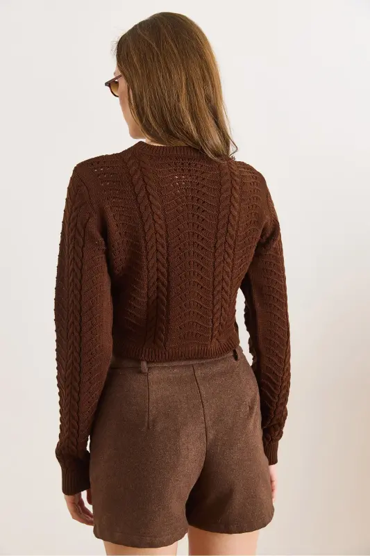 Kadın Acı Kahve Dalga Örgüllü Crop Triko Kazak KZK-19000822-Acı Kahve - 3