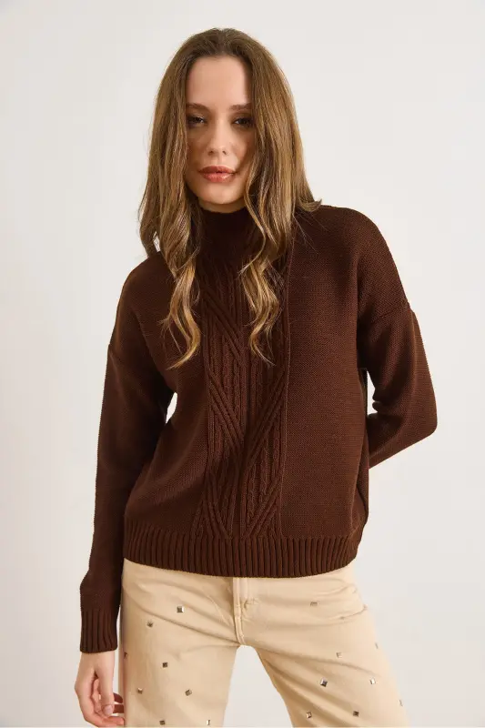 Kadın Acı Kahve Dik Yaka Ortası Saç Örgülü Triko Kazak KZK-19000912-Acı Kahve - 4