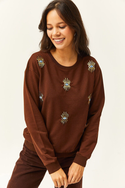 Kadın Acı Kahve Göz Nakışlı Mevsimlik Sweatshirt SWT-19000598 - Acı Kahve - OLALOOK