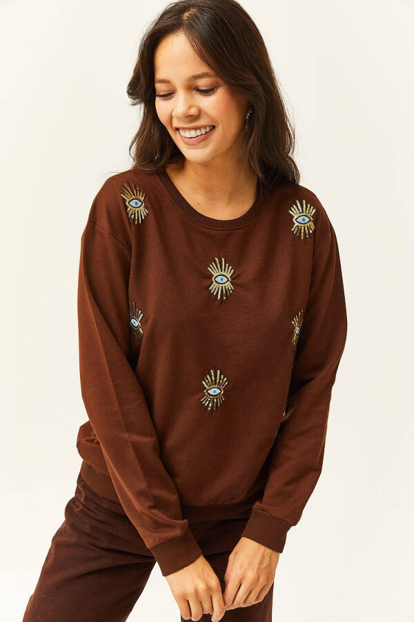 Kadın Acı Kahve Göz Nakışlı Mevsimlik Sweatshirt SWT-19000598 - Acı Kahve - 1
