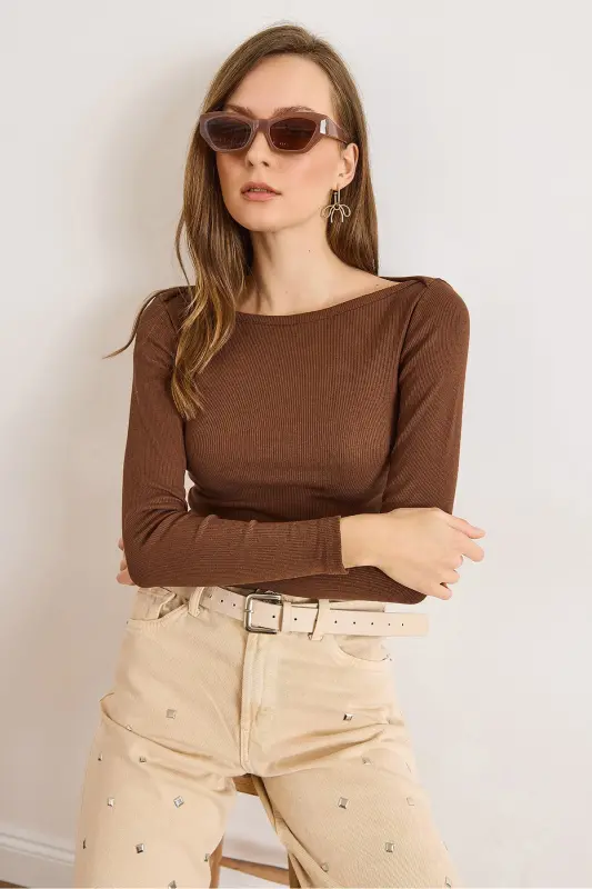 Kadın Acı Kahve Kayık Yaka Fitilli Esnek Pamuk Bluz BLZ-19002795-Acı Kahve - 5