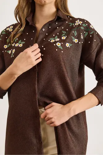 Kadın Acı Kahve Nakışlı İncili Yün Efektli Oversize Kışlık Gömlek GML-19001159-Acı Kahve - 3