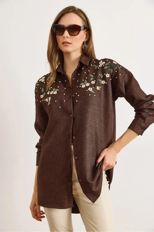 Kadın Acı Kahve Nakışlı İncili Yün Efektli Oversize Kışlık Gömlek GML-19001159-Acı Kahve - 4