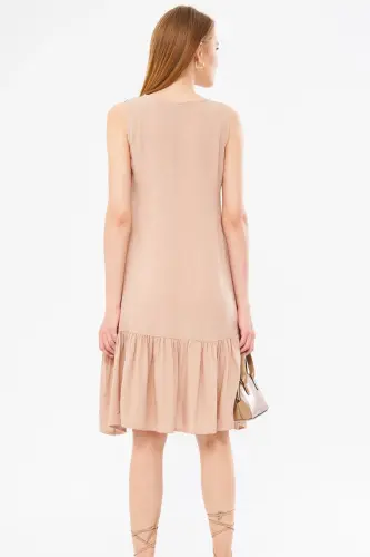 Kadın Açık Bej KOLSUZ ETEĞİ FIRFIRLI ELBİSE ARM-18Y001156-AÇIK BEJ - 4