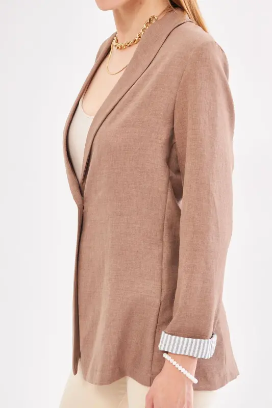 Kadın Açık Kahve Kol İçi Çizgili Tek Düğmeli Ceket ARM-22K001122-Açık Kahve - 3