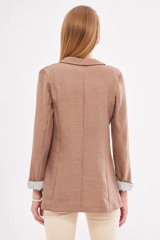 Kadın Açık Kahve Kol İçi Çizgili Tek Düğmeli Ceket ARM-22K001122-Açık Kahve - 5