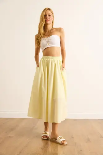 Kadın Açık Sarı Cepli Beli Lastikli Midi Dokuma Çan Etek ETK-19000271-Açık Sarı - OLALOOK (1)