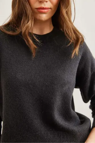 Kadın Antrasit Altı Oval Bisiklet Yaka Basic Triko Kazak KZK-19000914-Antrasit - OLALOOK (1)