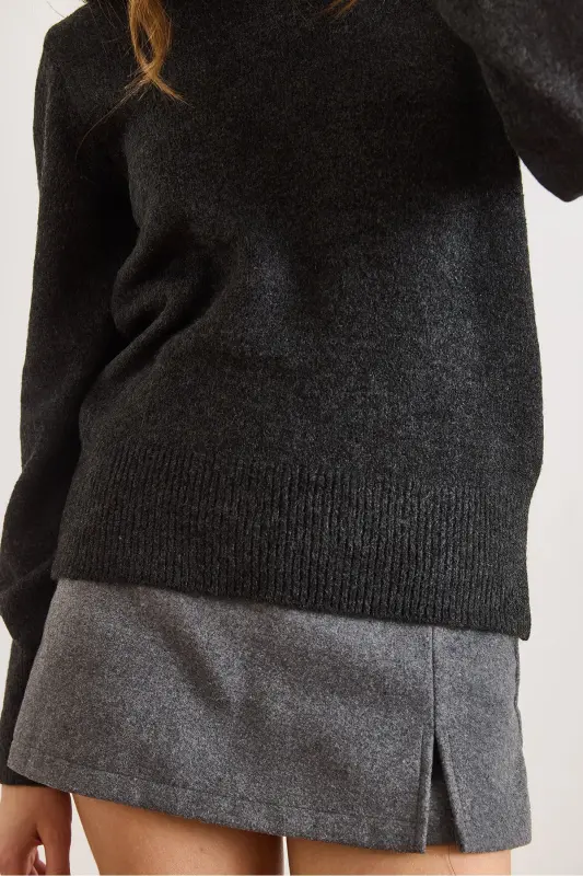 Kadın Antrasit Bisiklet Yaka Yumuşak Dokulu Basic Triko Kazak KZK-19000845-Antrasit - 4