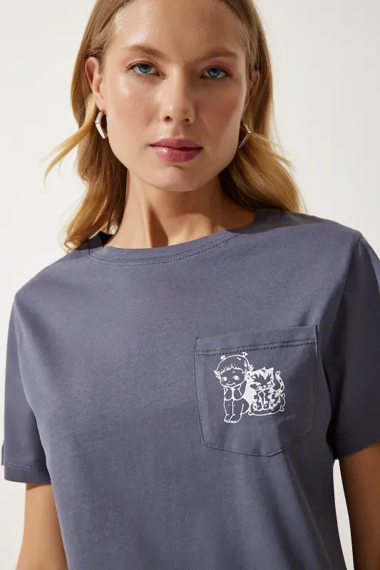 Kadın Antrasit Cepli Örme T-Shirt UB00252-Antrasit - HAPPINESS İSTANBUL