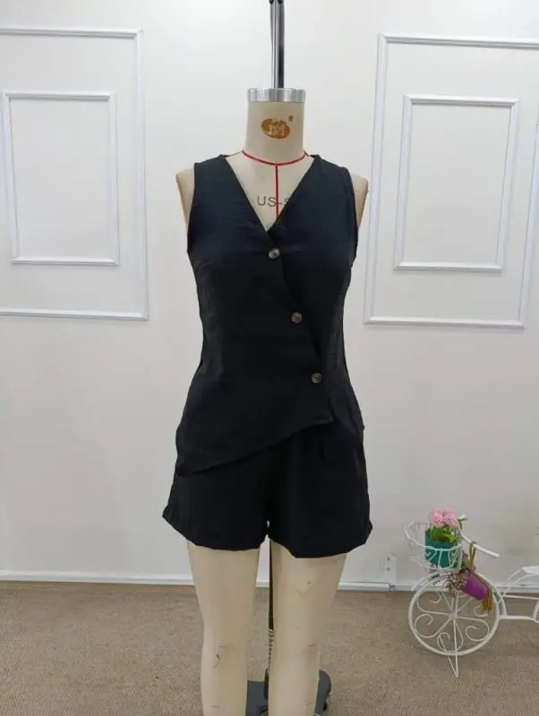 Kadın Askılı önü Düğmeli Asimetrik Detaylı Bluz Ve Astarlı Short Ikili Takım - 6