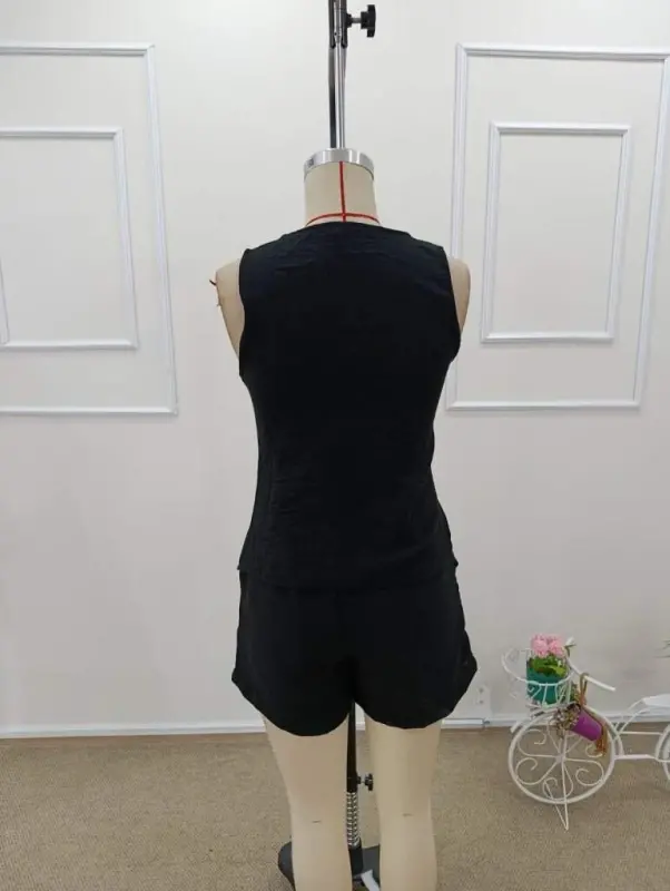 Kadın Askılı önü Düğmeli Asimetrik Detaylı Bluz Ve Astarlı Short Ikili Takım - 8