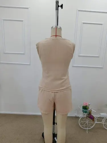 Kadın Askılı önü Düğmeli Asimetrik Detaylı Bluz Ve Astarlı Short Ikili Takım - 8