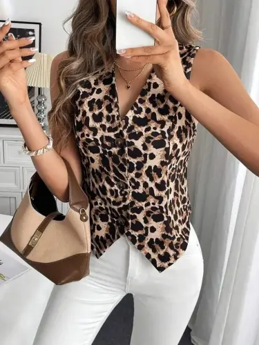 Kadın Askılı V Yakalı önden Düğmeli Leopar Desenli Atlas Ceket - 4