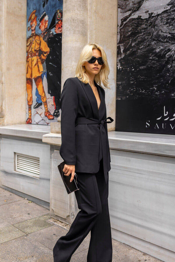 Kadın Bağalamalı Model Kuşaklı Blazer Takım Elbise-Siyah - 3