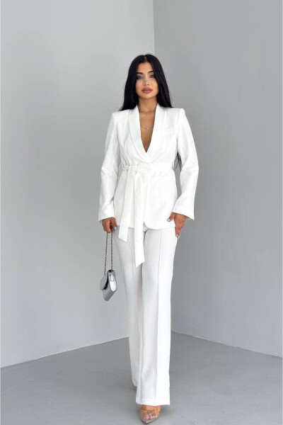 Kadın Bağlamalı Sahte Cepli Kemerli Şal Yaka Blazer Ceket Boru Paça Esnek Pantolon Takım Elbise-Beyaz - BELLA BREEZE (1)