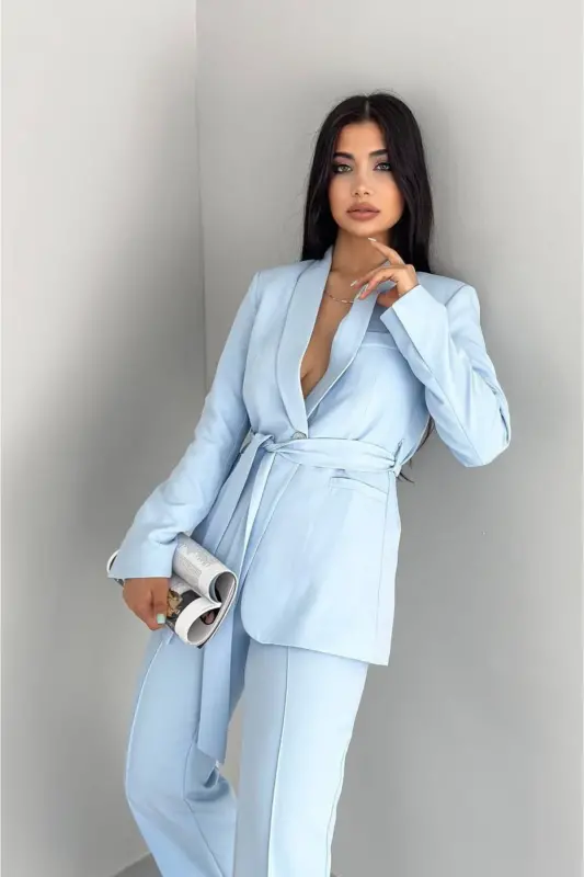 Kadın Bağlamalı Sahte Cepli Kemerli Şal Yaka Blazer Ceket Boru Paça Esnek Pantolon Takım Elbise-Bebe Mavisi - 3
