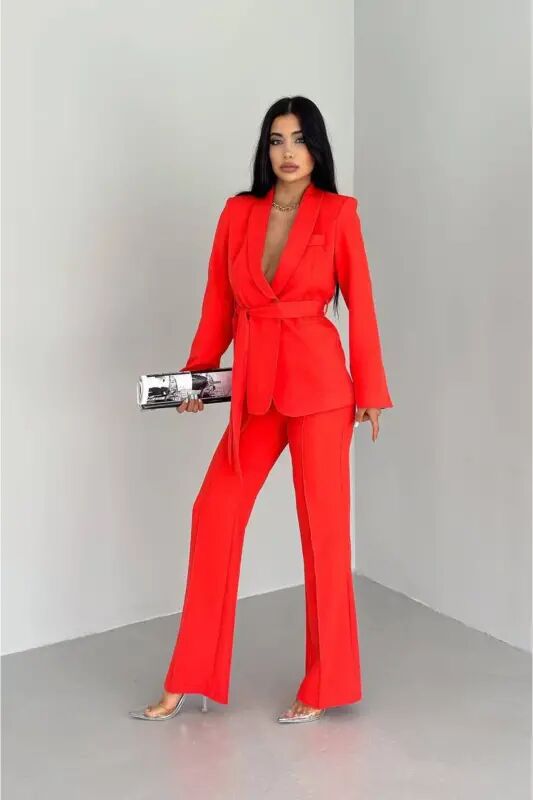 Kadın Bağlamalı Sahte Cepli Kemerli Şal Yaka Blazer Ceket Boru Paça Esnek Pantolon Takım Elbise - Oranj - Bella Breeze