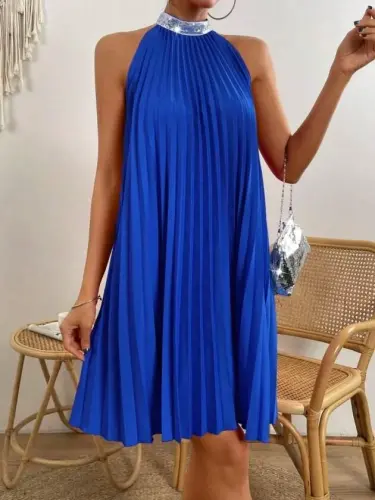 Kadın Balıkçı Yaka Omuzlardan Açık Pılelı Kısa Janjan Krep Elbise - 4