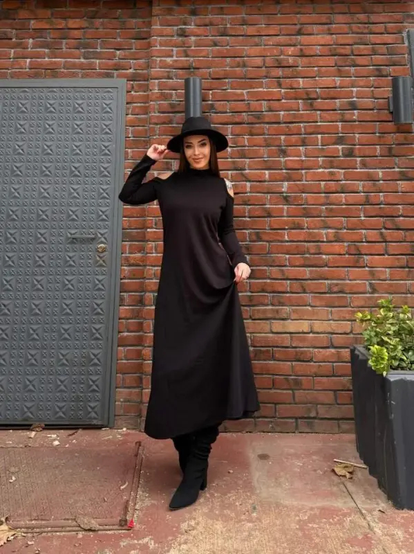 Kadın Balıkçı Yaka Omuzlardan Açık Uzun Kollu Janjan Krep Elbise - BÜYÜKBEDENIZ