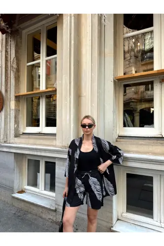Kadın Baskı Düşük Omuz Şortlu Kimono Takım-siyahgri - 2
