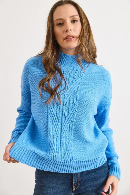 Kadın Bebe Mavi Dik Yaka Ortası Saç Örgülü Triko Kazak KZK-19000912-Bebe Mavi - 1