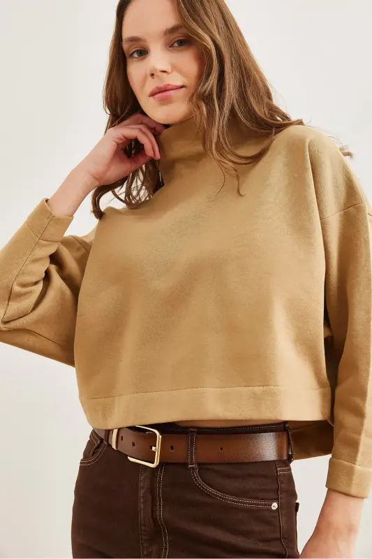 Kadın Bej Dik Yaka Yarasa Crop Şardonlu Sweatshirt SWT-19000679 - Bej - 6