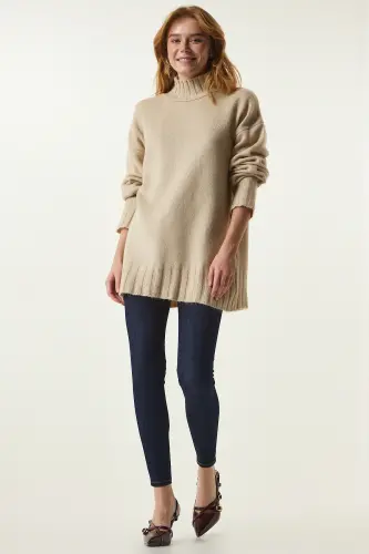 Kadın Bej Dik Yaka Yumuşak Dokulu Triko Kazak Kİ00095-Bej 