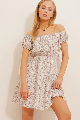 Kadın Bej Madonna Yaka Karpuz Kollu Desenli Krinkıl Örme Elbise Alc-X10516-Bej - 3