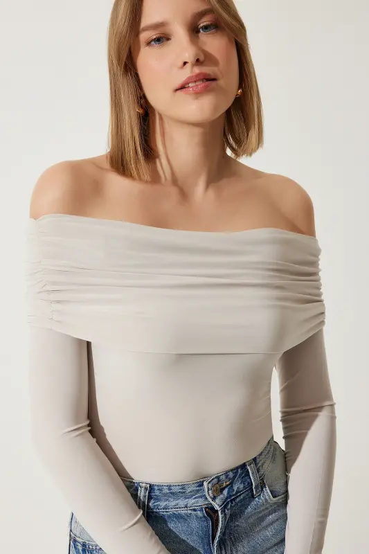 Beigefarbene, schulterfreie, geraffte Bluse für Damen FF00161 - Beige - 2