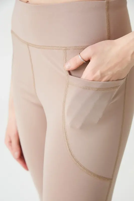 Kadın Bej Yüksek Bel Toparlayıcı Çift Cepli Ispanyol Paça Tayt Bootcut - Bej - 5