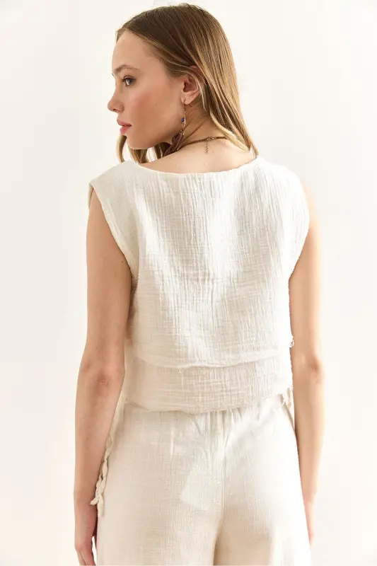 Kadın Beyaz Çift Kat Pis Dikiş Bağcık Detaylı Müslin Bluz BLZ-19002924-Beyaz - 6