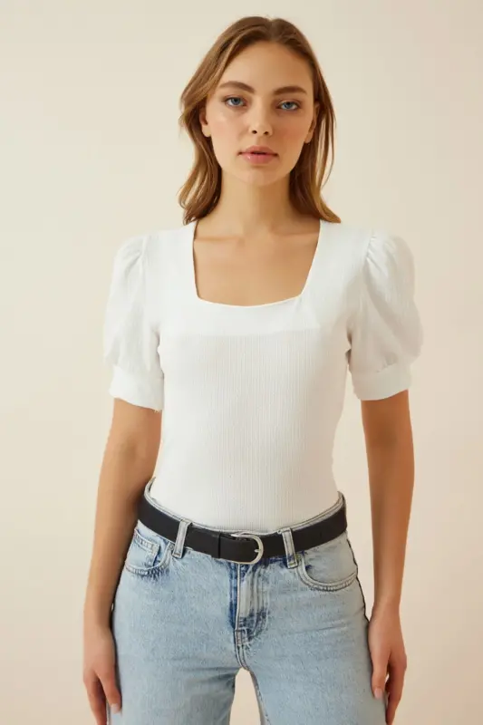 Kadın Beyaz Kare Yaka Balon Kollu Örme Bluz DD01051-Beyaz - 1