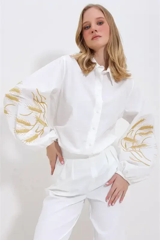 Kadın Beyaz Kolları İşlemeli Poplin Dokuma Gömlek ALC-X11374-BEYAZ - 3