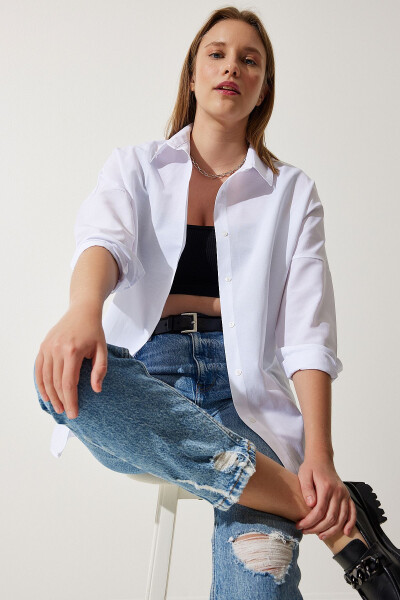 Kadın Beyaz Oversize Uzun Basic Gömlek DD00842 - Beyaz 
