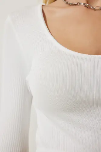 Kadın Beyaz U Yaka Fitilli Crop Triko Bluz PF00068 - Beyaz - 6
