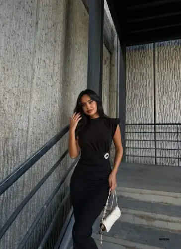 Kadın Bisiklet Yaka Vatkalı Broş Detay Kısa Kol Midi Boy Elbise - BÜYÜKBEDENIZ (1)