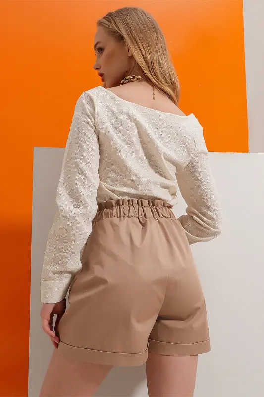 Kadın Bisküvi Beli Lastikli Kemerli Çift Cep Duble Paça Carrot Gabardin Şort ALC-X8450-BİSKÜVİ - 3