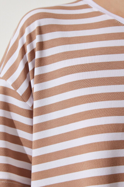 Kadın Bisküvi Bisiklet Yaka Çizgili Oversize Örme T-Shirt EN00609-Bisküvi - 5