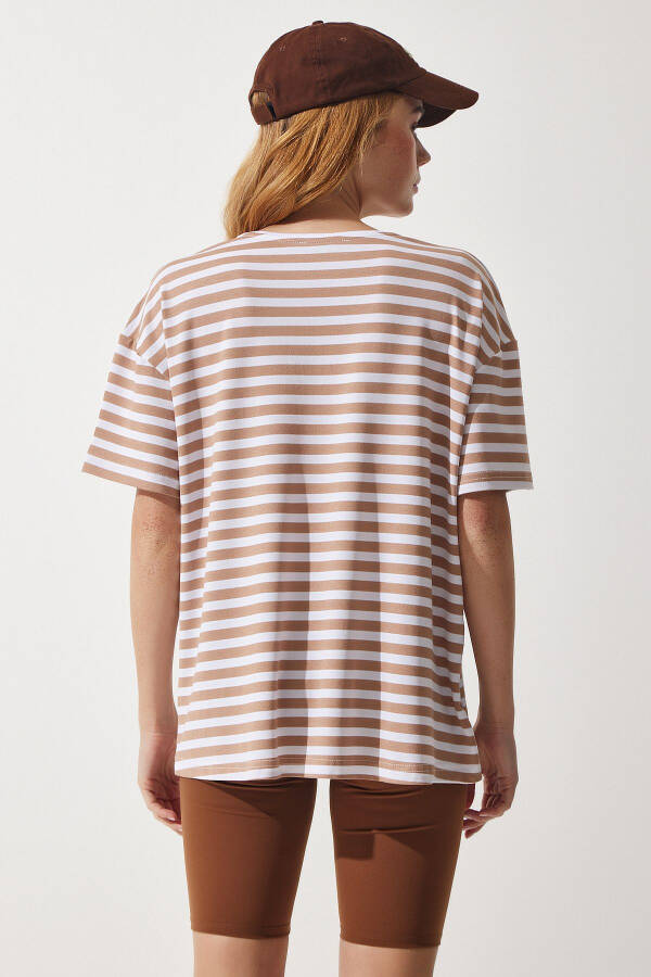 Kadın Bisküvi Bisiklet Yaka Çizgili Oversize Örme T-Shirt EN00609-Bisküvi - 6