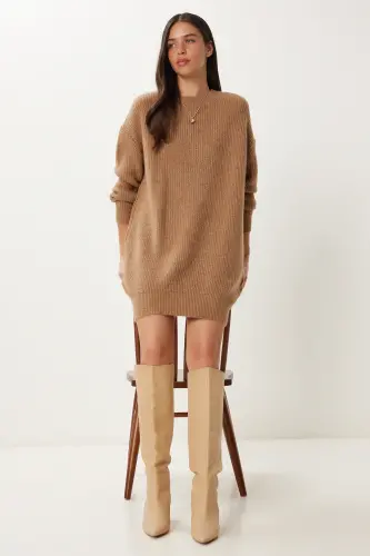 Kadın Bisküvi Oversize Uzun Basic Triko Kazak BV00099-Bisküvi - HAPPINESS İSTANBUL (1)