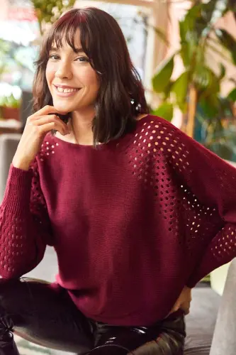 Kadın Bordo Ajurlu Yarasa Oversize Triko Kazak - Bordo - Olalook (1)