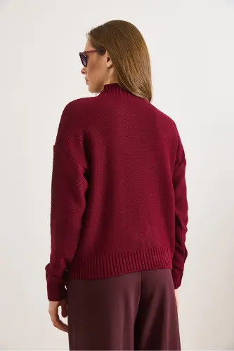Kadın Bordo Dik Yaka Ortası Saç Örgülü Triko Kazak KZK-19000912-Bordo - OLALOOK (1)